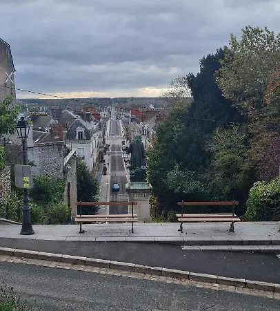 Studio 4 Personnes Aux Pieds Du Chateau De Blois Avec Experience De Dormir Sous Les Aurores Boreales Exterior photo